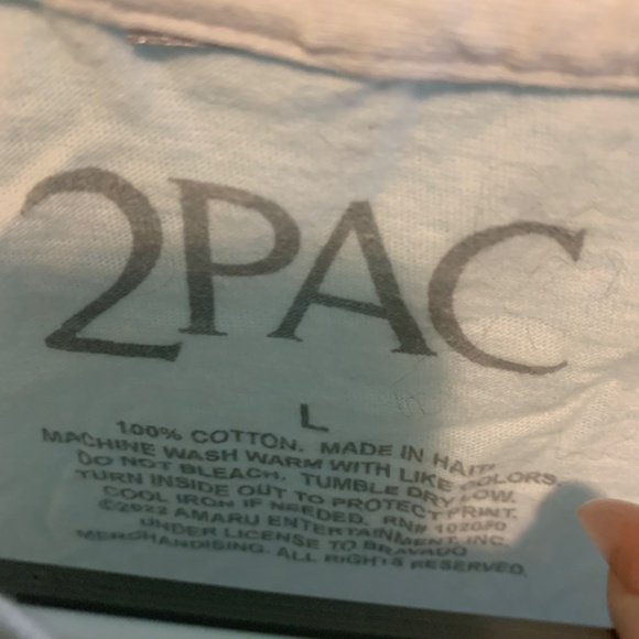 Tupac shirt - Picture 2 of 2